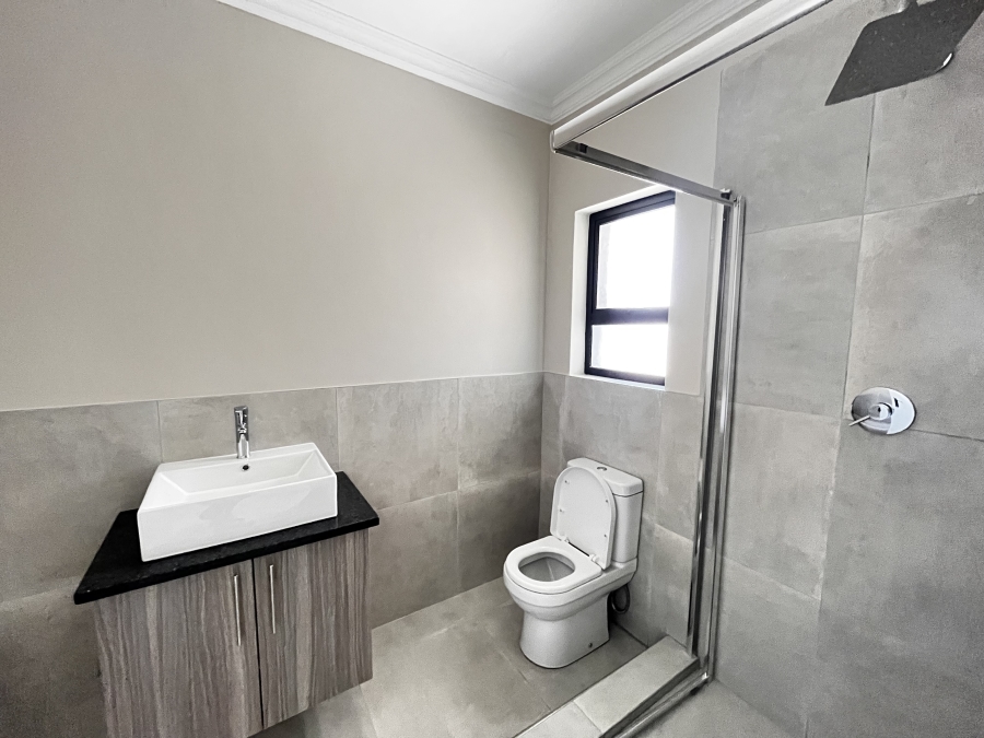 3 Bedroom Property for Sale in Van Der Hoff Park North West